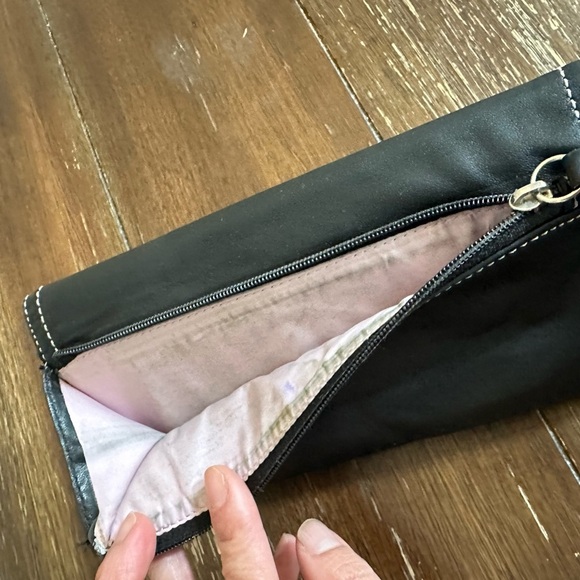 Vintage Coach tri fold wallet & checkbook holder - Picture 11 of 14